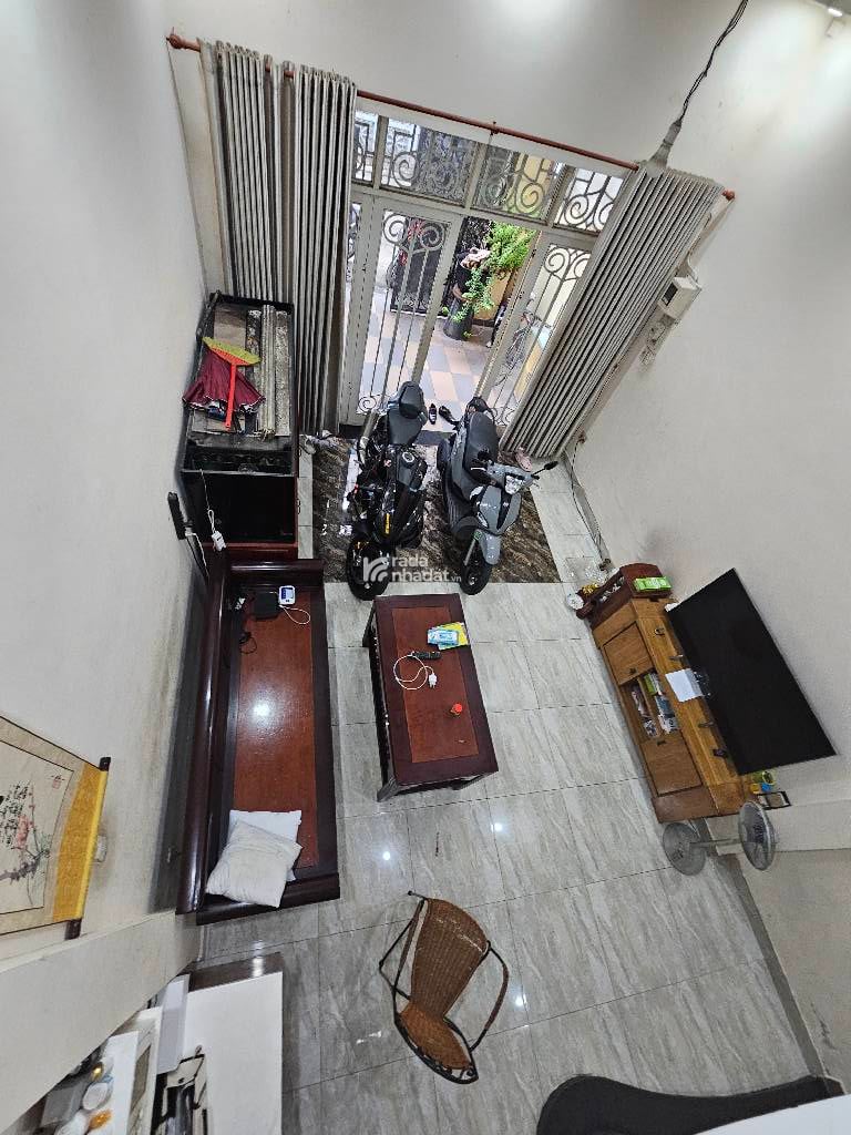 NHÀ 4 TẦNG - 70M2 (4*18) - HẺM XE HƠI 6M - PHỔ QUANG - PHƯỜNG TÂN SƠN HÒA - QUẬN TÂN BÌNH