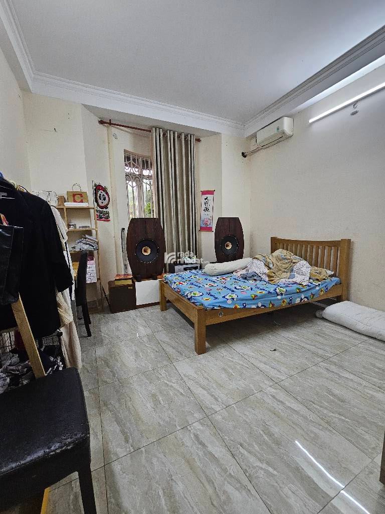 NHÀ 4 TẦNG - 70M2 (4*18) - HẺM XE HƠI 6M - PHỔ QUANG - PHƯỜNG TÂN SƠN HÒA - QUẬN TÂN BÌNH