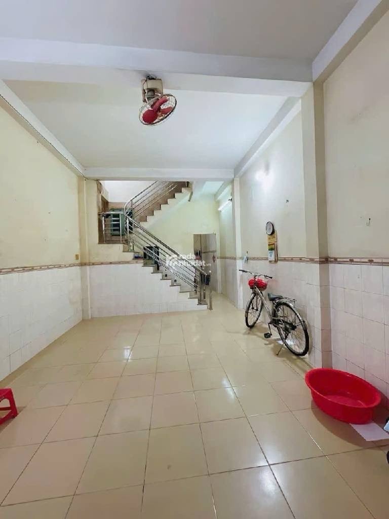 BÁN NHÀ TÊN LỬA 50M2 4 TẦNG 4PN AEON MALL ĐƯỜNG 20M 7.9 TỶ