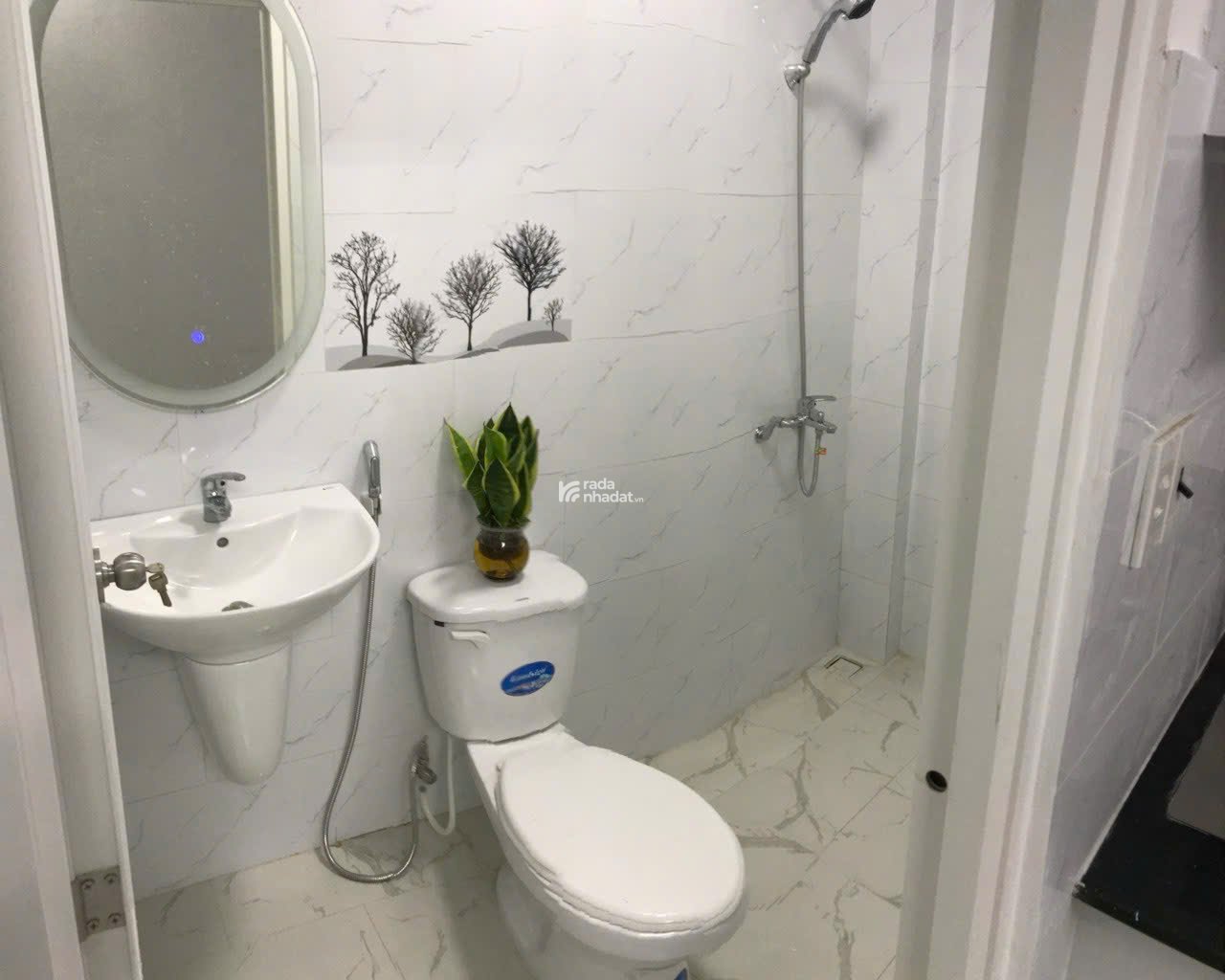 Bán nhà HXH tại đường Lũy Bán Bích Q.Tân Phú dt( 4.6 x 18m) giá 8.5 tỷ