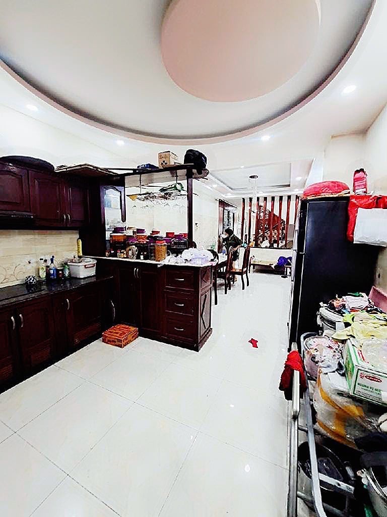 bán nhà gần lê trọng tấn bình hưng hoà 