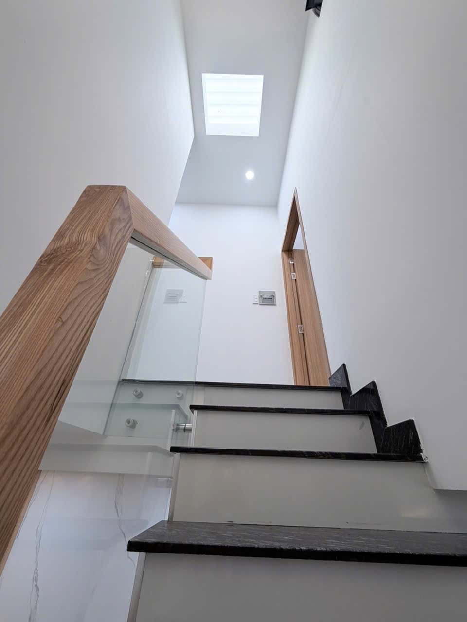 BÁN NHÀ XOAY VỐN 29.9m2 giá 1tỷ850 Đường Sơn Kỳ, P.Sơn Kỳ Tân Phú Hcm