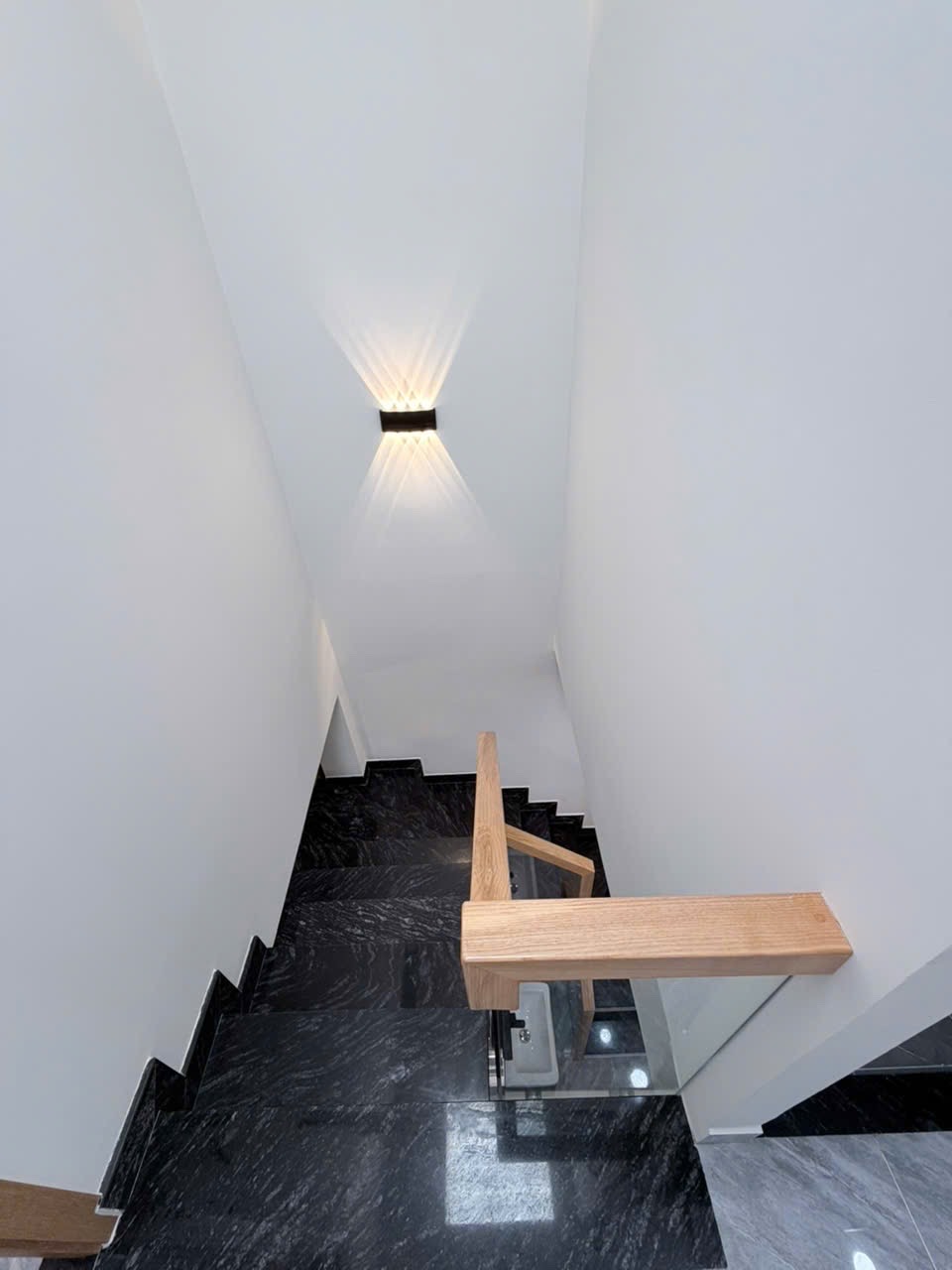 BÁN NHÀ XOAY VỐN 29.9m2 giá 1tỷ850 Đường Sơn Kỳ, P.Sơn Kỳ Tân Phú Hcm