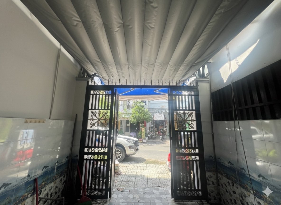 BÁN NHÀ MẶT TIỀN 12M TÂN SƠN NHÌ  GẦN NGÃ 3 ĐỘC LẬP 82M 4 TẦNG 5PN  GIÁ NHỈNH 11 TỶ TL