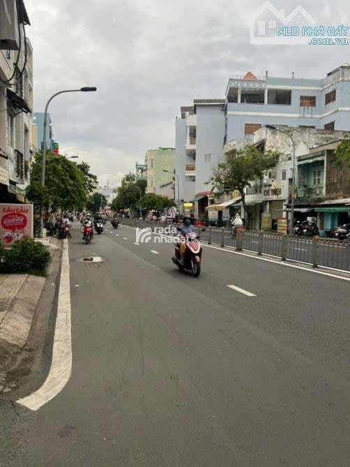 BÁN NHÀ KẾ PHẠM VĂN CHÍ QUẬN 6 ĐƯỜNG 6M 90M2 NHIK 7 TỶ