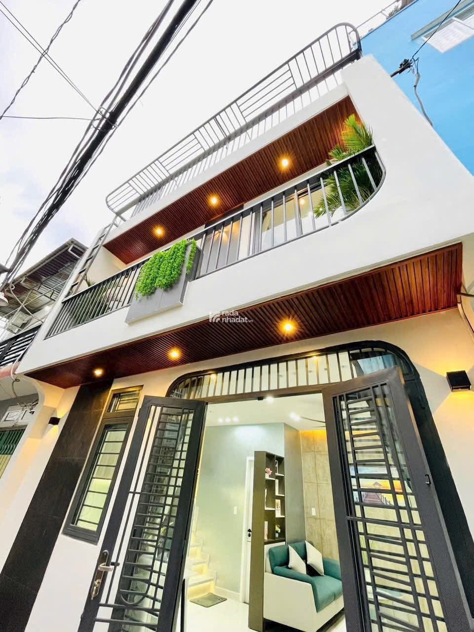 Kẹt vốn bán nhà Đường Bùi Hữu Nghĩa P2 Bình Thạnh 70m2 Giá 3ty120 lh Vân