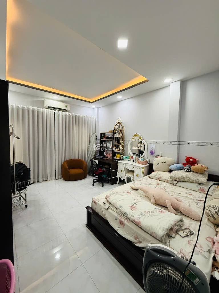 BÁN NHÀ HUỲNH THỊ HAI TÂN CHÁNH HIỆP Q12 DIỆN TÍCH 74m2  NHÀ 4 TẦNG CHỈ 6.9 TỶ 