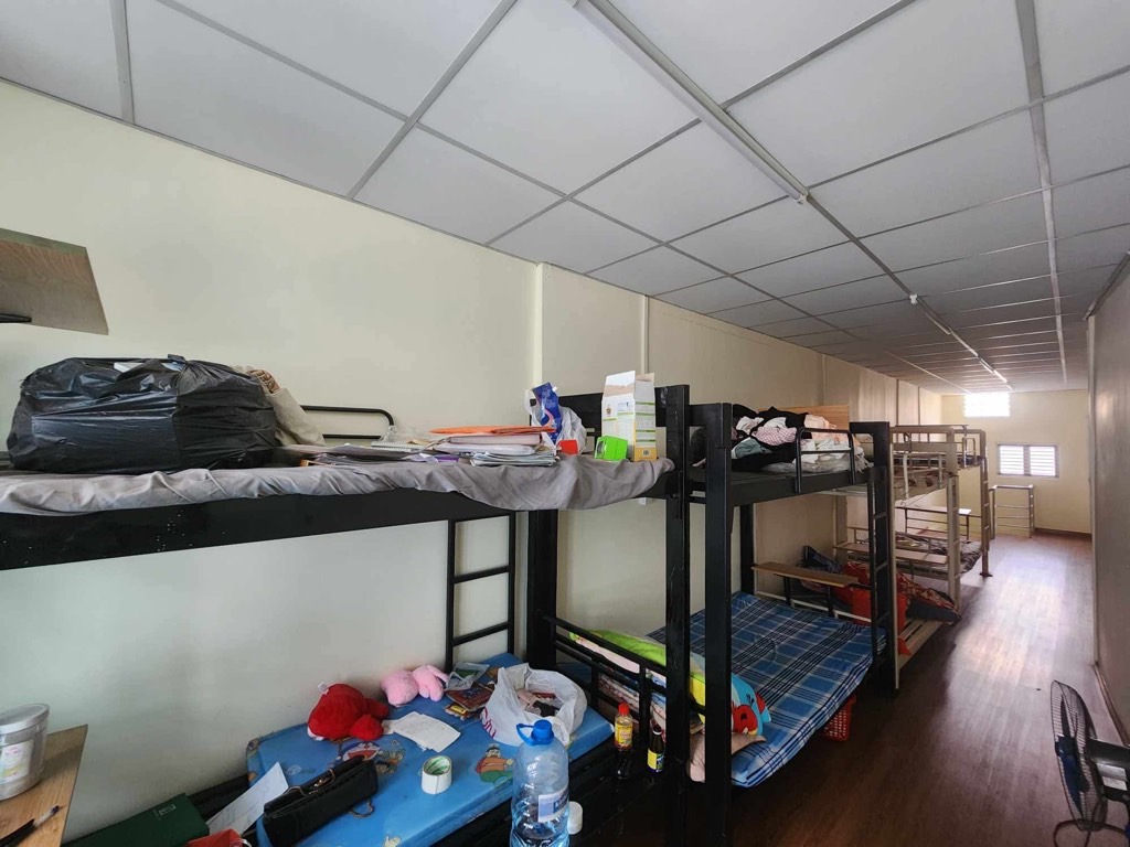 BÁN NHÀ ĐƯỜNG NGUYỄN VĂN CỪ 
