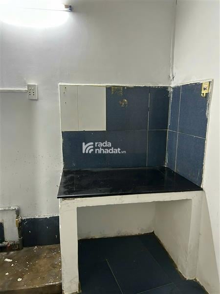 GẦN CHỢ VẢI, HẺM XE HƠI LÊ VĂN PHAN, TÂN PHÚ, 102M2 NGANG HIẾM CÓ. GIẢM 550TR CHỈ 13.5T TL TỐT