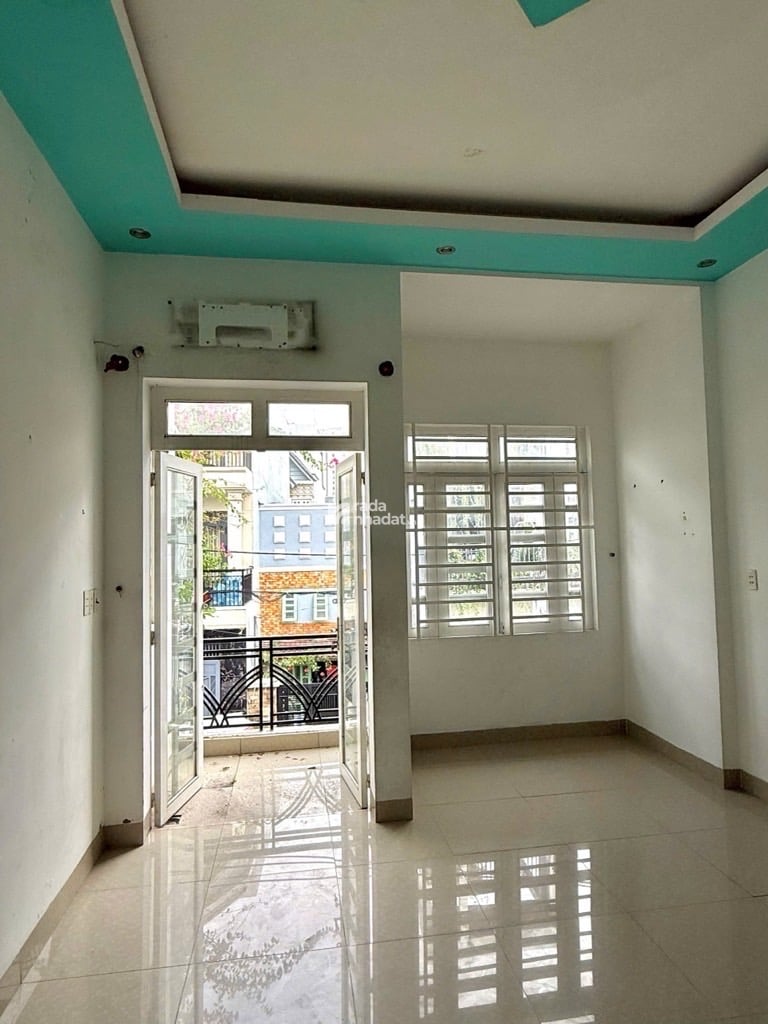 bán nhà gần nguyễn thị tú bình hưng hoà B