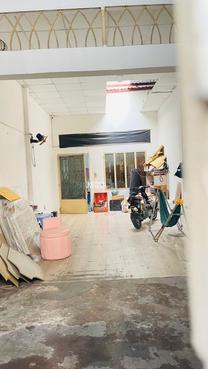 Nhà Tân Phú 1/ hẻm xe hơi tránh Đỗ Thừa Luông gần chợ Tân Hương chỉ 7.9 tỷ