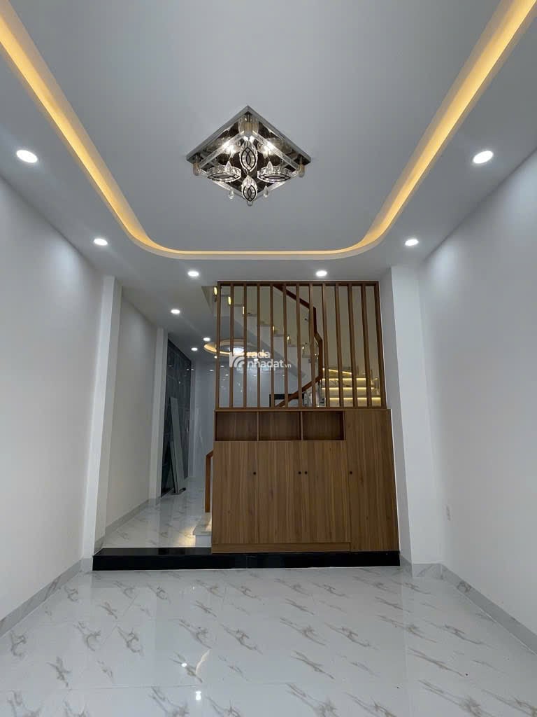 Hồ Xuân Hương, P14 Bình Thạnh - HXH - Giáp Quận 1 