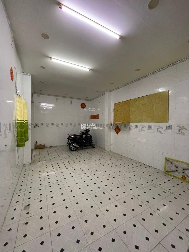 XE TẢI ĐỖ CỬA -3 TẦNG KHUÔNG VIỆT PHÚ TRUNG TÂN PHÚ -DT: 4.2*13M (53M2)  - 5 TỶ 1