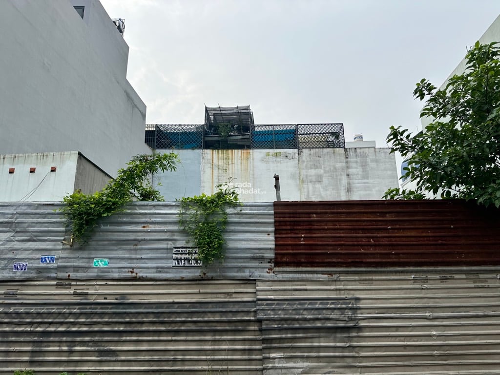 Đường số 8 , phường Bình Hưng Hòa B, Quận Bình Tân 
