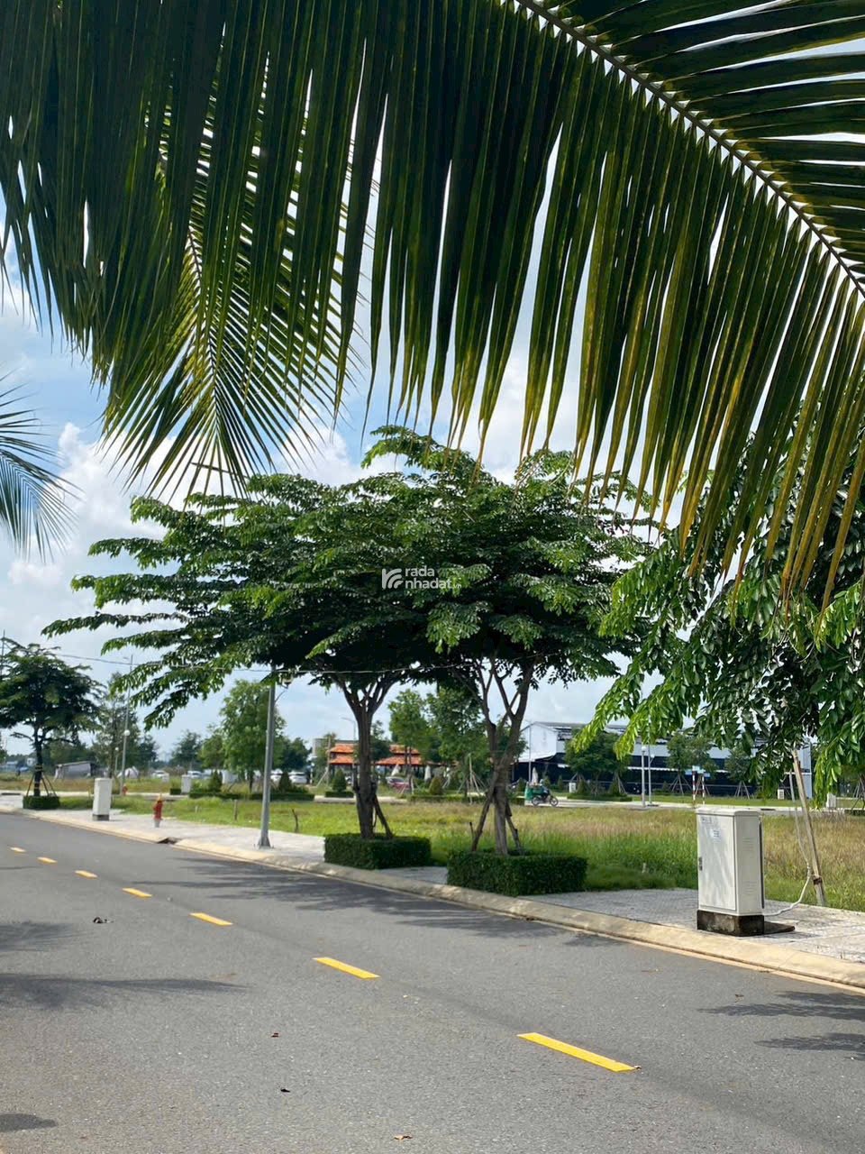 Chỉ với 600tr sở hữu đất nền liền kề KĐT sinh thái Ecopark 220ha sổ sẵn công chứng ngay