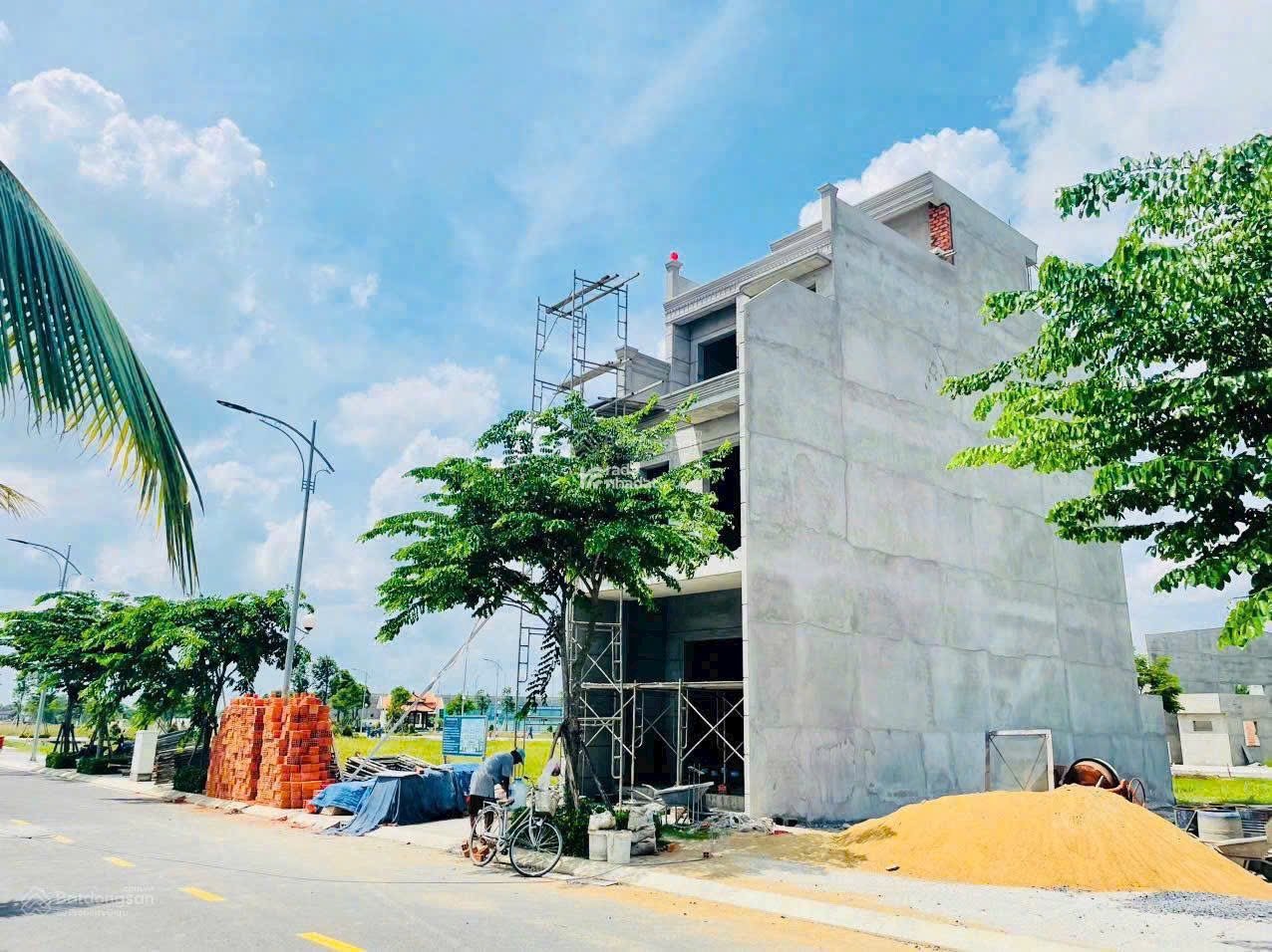 Chỉ với 600tr sở hữu đất nền liền kề KĐT sinh thái Ecopark 220ha sổ sẵn công chứng ngay