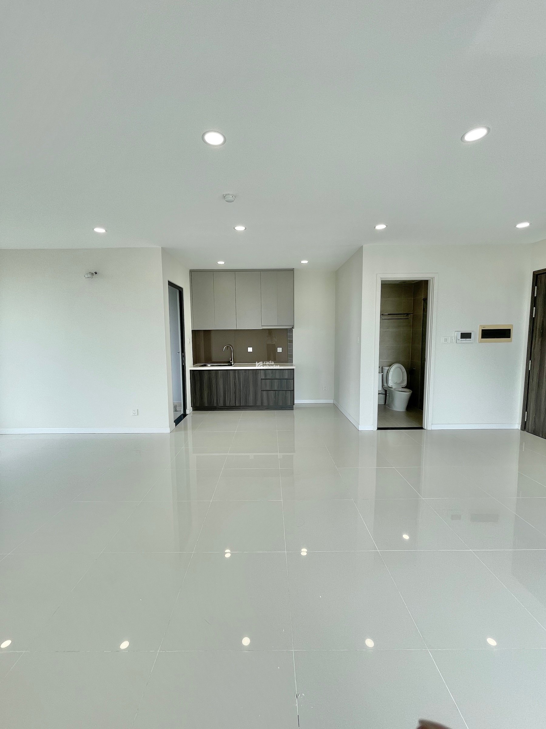 Officetel B1.0614 View Sông  Công Viên diện tích 55m2 giá chỉ 4,066 tỷ