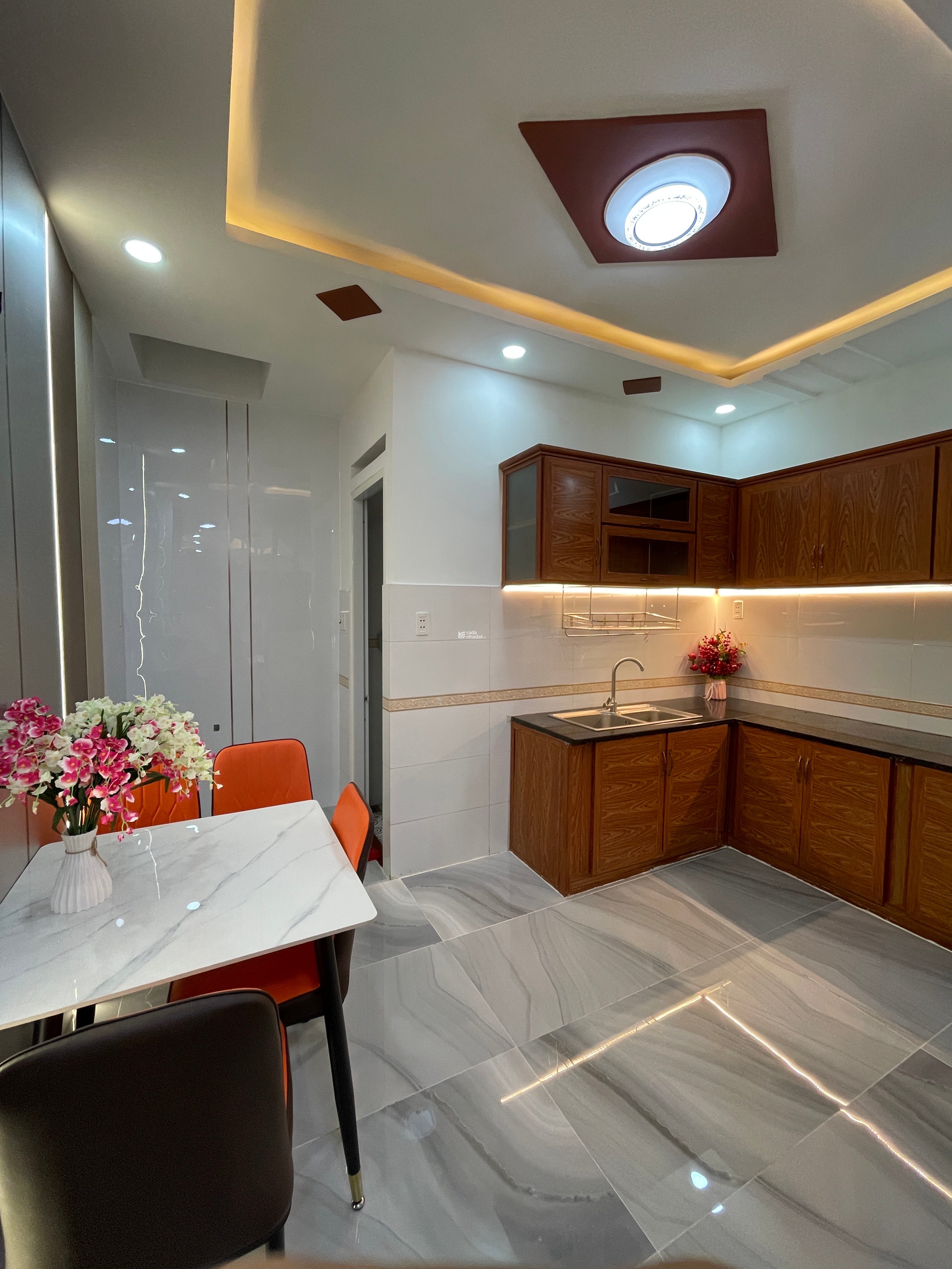 5.45 TỶ - 2 TẦNG HẺM XE HƠI PHẠM VĂN CHIÊU - ĐỐI DIỆN NHÀ VĂN HÓA GÒ VẤP