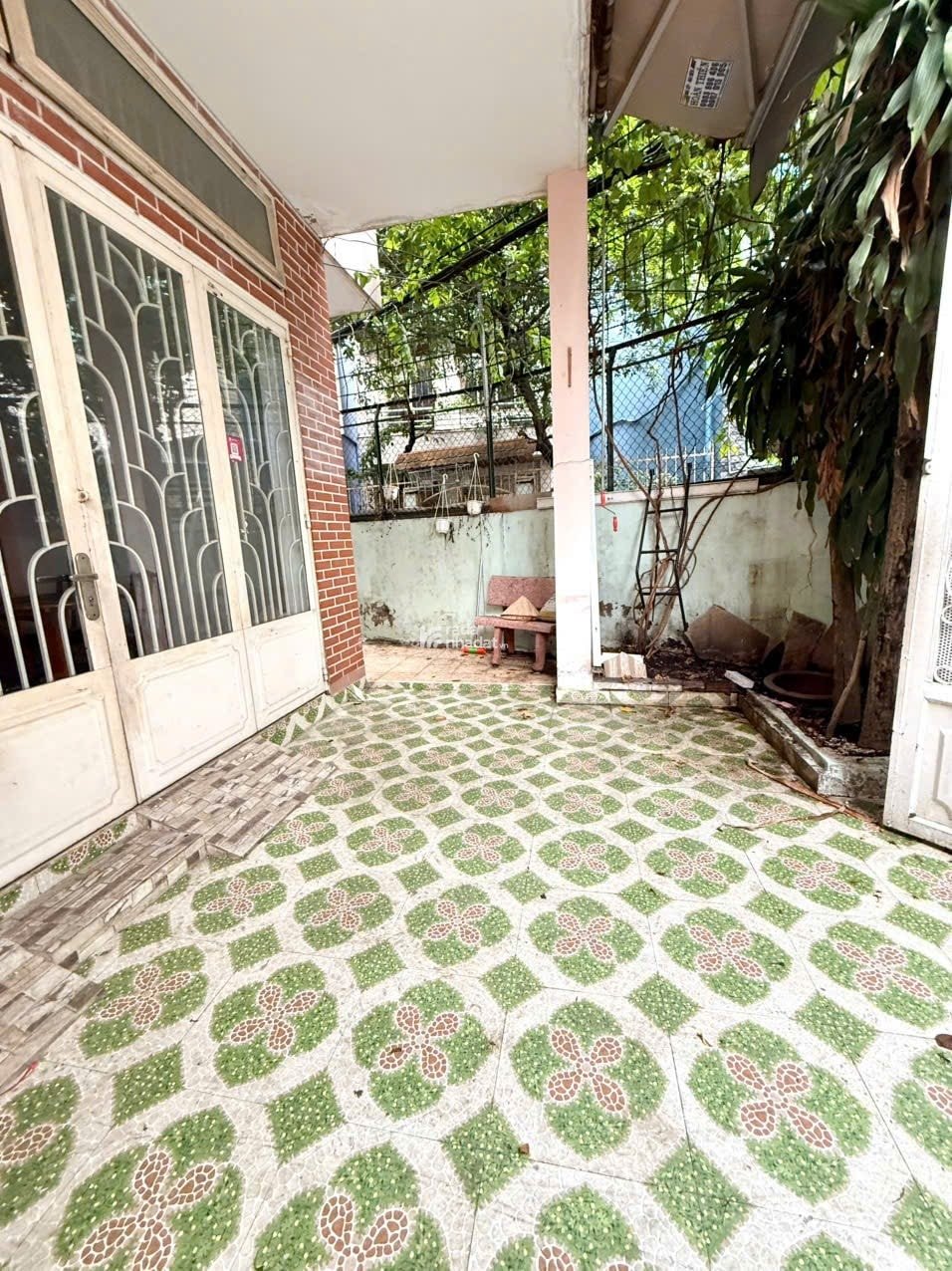 SUẤT ĐẦU TƯ CỰC HIẾM - NHÀ NÁT GÓC 2 MẶT HẺM, LÊ QUANG ĐỊNH - CHỈ 2.5 TỶ