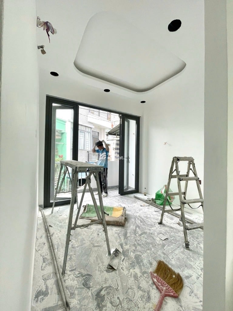 HẺM XE HƠI SÁT VÁCH. HOÀNG HOA THÁM, BÌNH THẠNH, 3 TẦNG MỚI Ở NGAY. GIẢM 550TR CHỈ CÒN 5.75T TL 