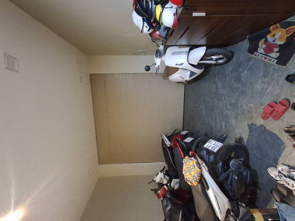 Bán NR 3 Tầng, Nguyễn Văn Linh, Q7, HCM, Ngang 8m , 112m2 , 14 tỷ 500 TL