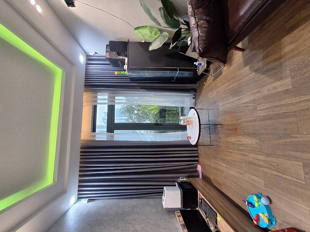 Bán NR 3 Tầng, Nguyễn Văn Linh, Q7, HCM, Ngang 8m , 112m2 , 14 tỷ 500 TL