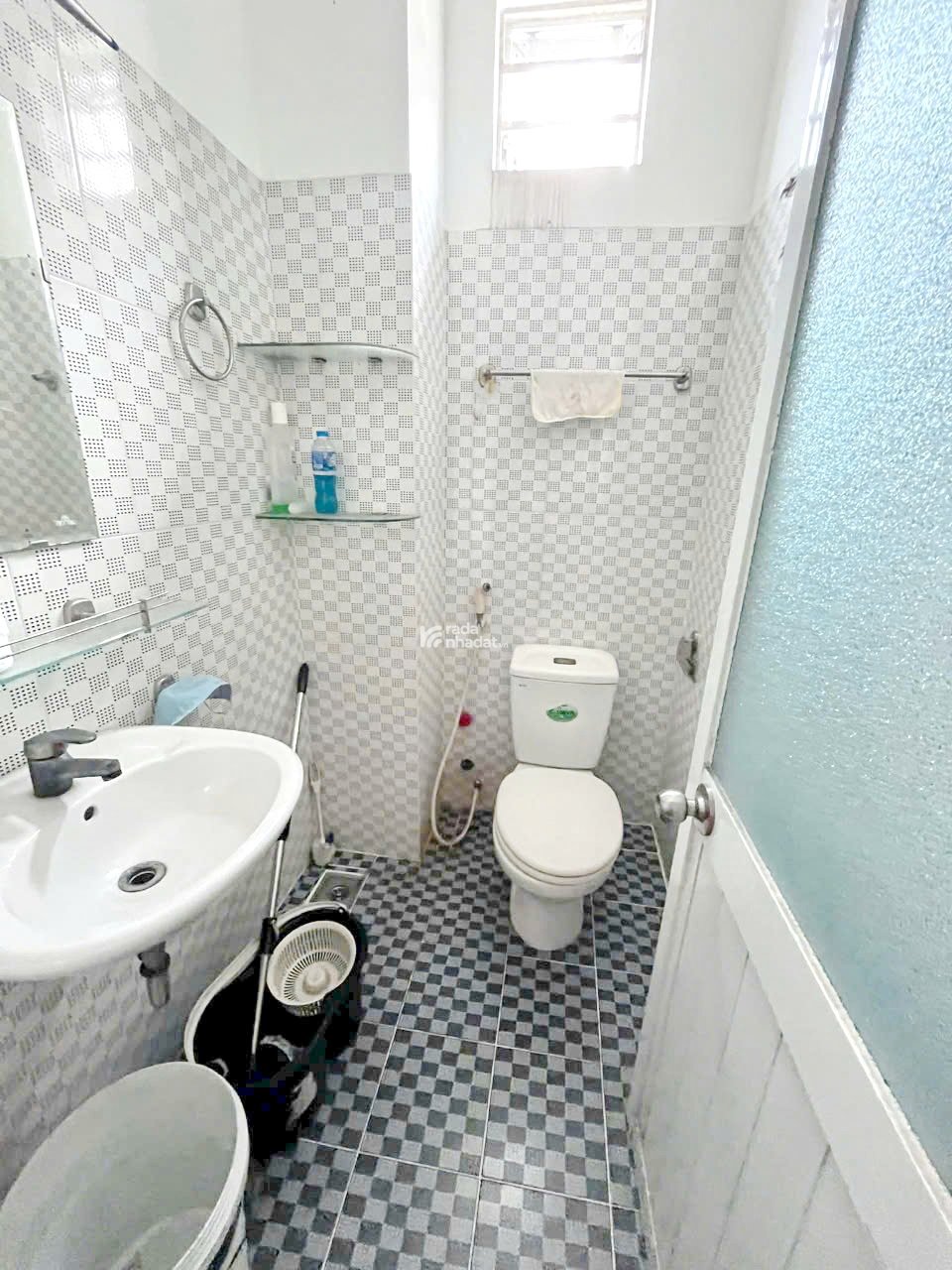 Bán nhà 3 lầu gần mặt tiền đường Phạm Thế Hiển P.4 Quận 8