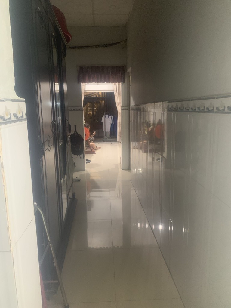 HẺM XE HƠI SÁT MẶT TIỀN NỞ HẬU GẦN NÚT GIAO GÒ DƯA NGANG 5m S 88m2 CHỈ 6,2 TỶ.