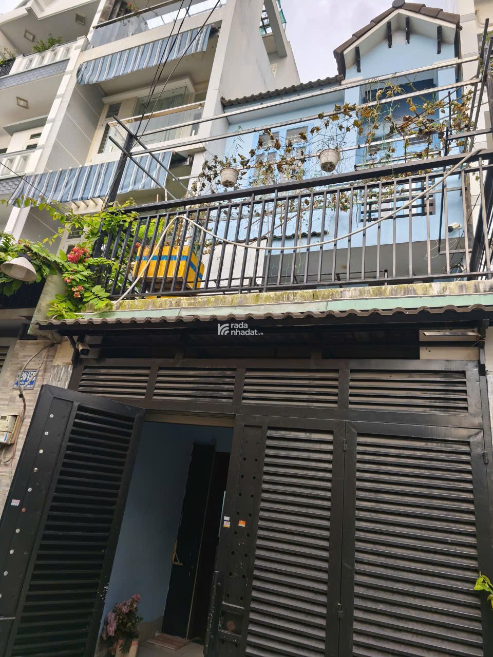 NHÀ BÁN BÌNH TRỊ ĐÔNG - HẺM XE HOI -SỔ HỒNG RIÊNG- GIÁ HƠN 5 TỶ