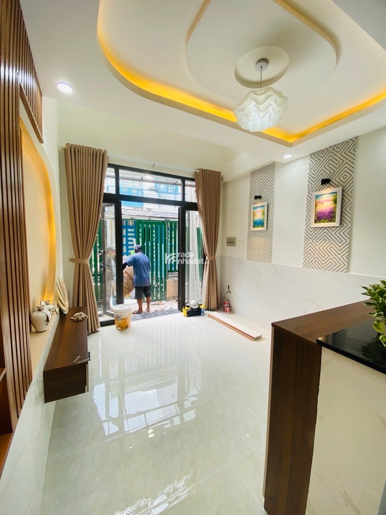 Quận 8, nhà 4 tầng, 42m2, 3pn, shr, nhỉnh 4 tỷ