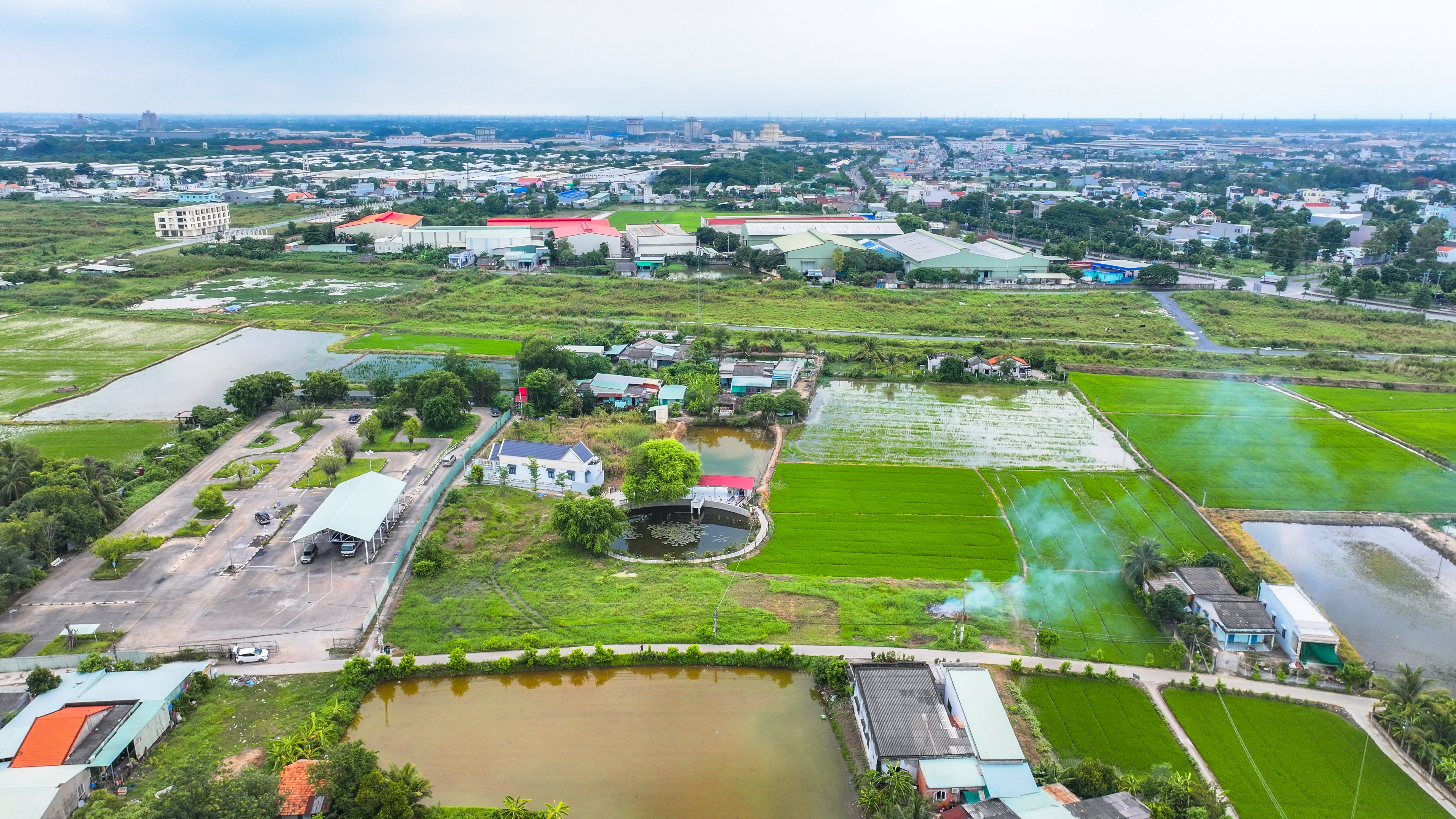 Cần bán nhanh lô đất ngay TT Bến Lức 150m2 , ngay QL1A , giá chỉ 15tr/m2