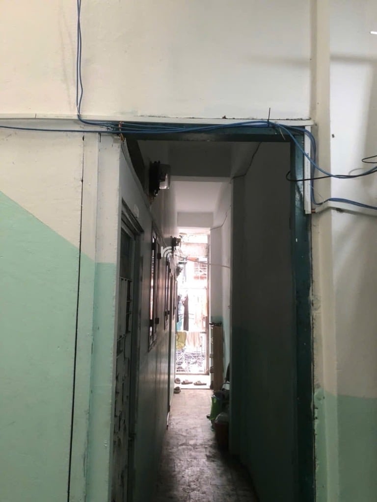 MT Nguyễn Thanh Tuyền - 68m2 - 4 T.ầng BTCT - MT 8m2 - D.òng T.iền 17tr/tháng - C.hỉ 11.9 T.ỷ TL