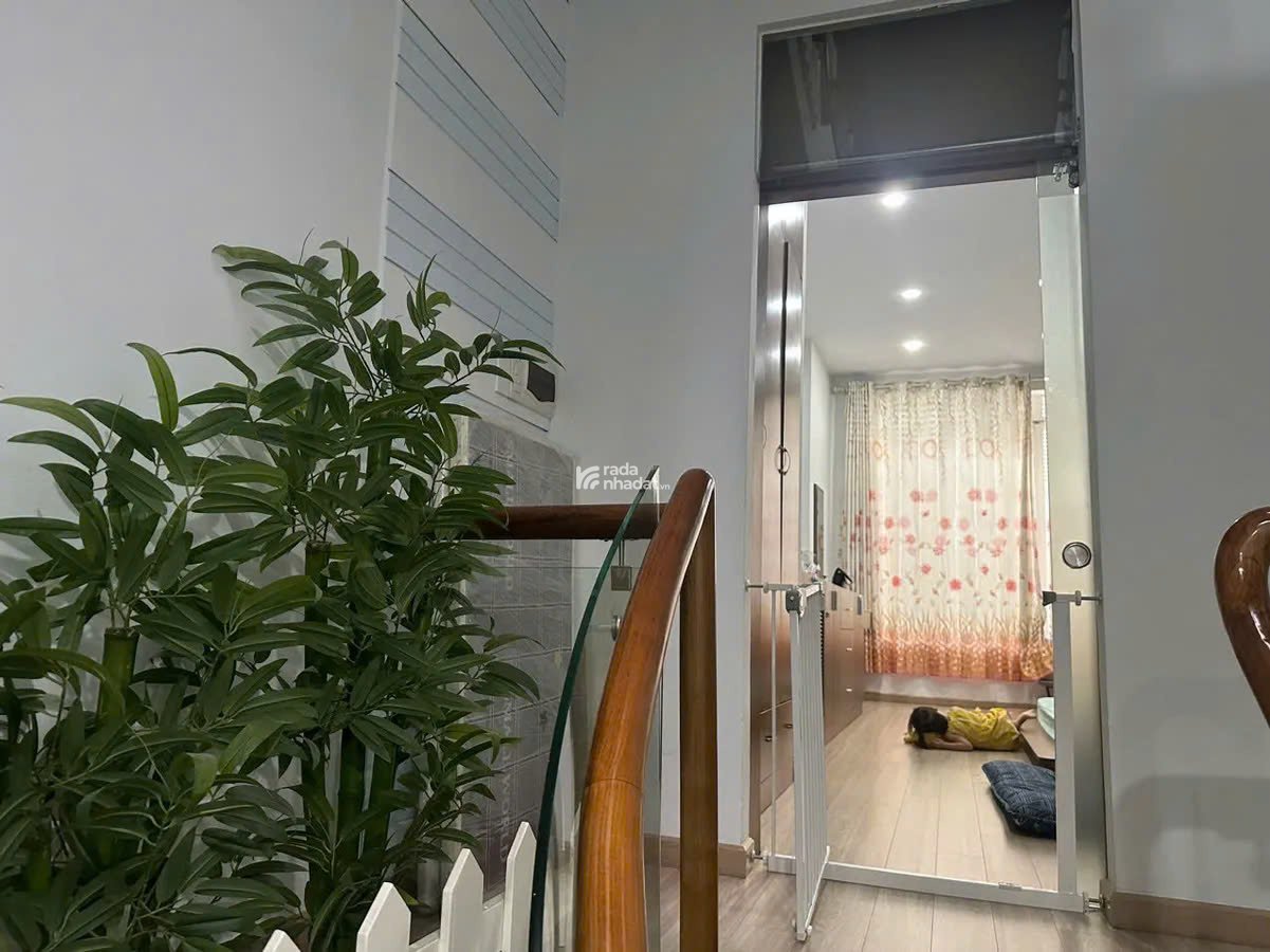 Mặt tiền Trần Thánh Tông, 56m2, 4 tầng, 4PN, chỉ 9.5 tỷ, KD cực đỉnh