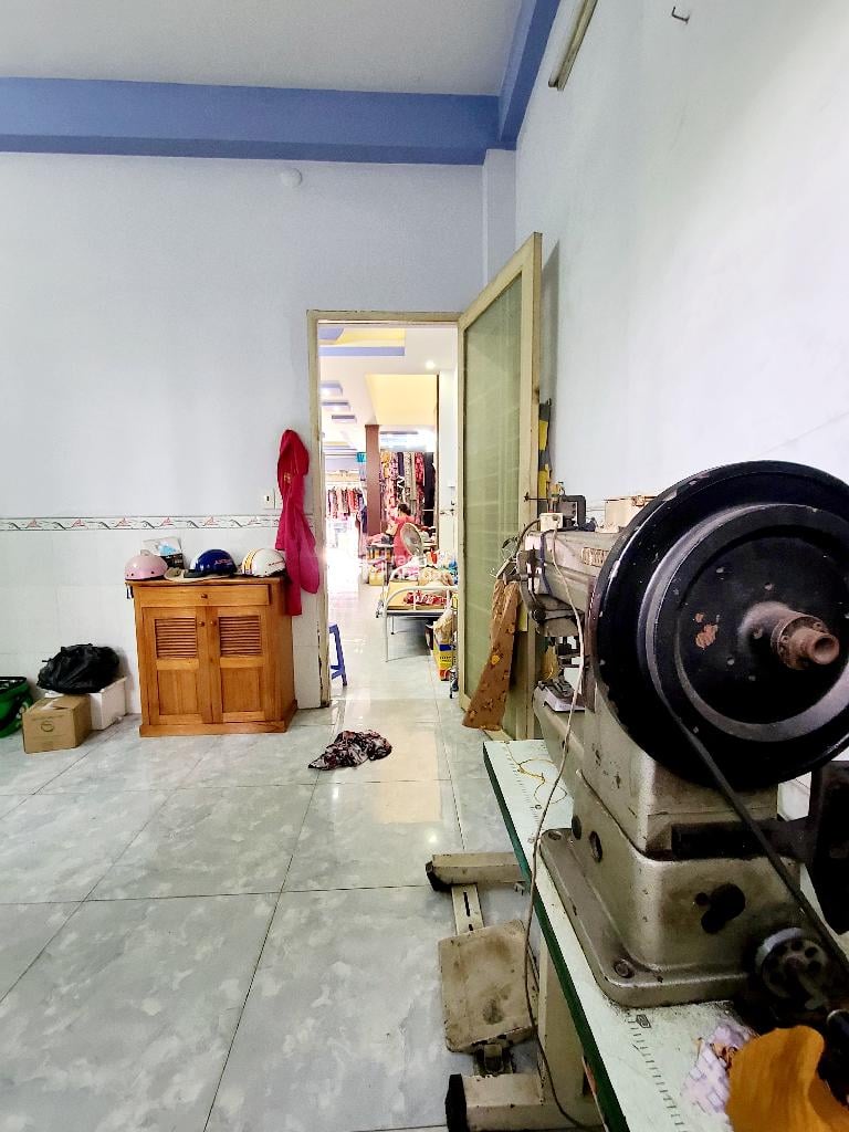 BÁN NHÀ MẶT TIỀN TRỤC LÊ VĂN QUỚI 90M2 9 TỶ 4 TẦNG 5X18M KINH DOANH GIÁP TÂN PHÚ