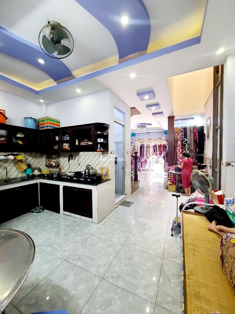 BÁN NHÀ MẶT TIỀN TRỤC LÊ VĂN QUỚI 90M2 9 TỶ 4 TẦNG 5X18M KINH DOANH GIÁP TÂN PHÚ