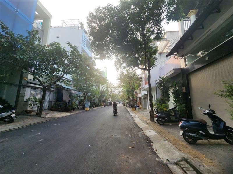 Bán nhà Quận 7 Đường số 77 Tân Quy ngang 4m dài 16m nhà 3 tầng 3 phòng chỉ 6 tỷ nhỉnh