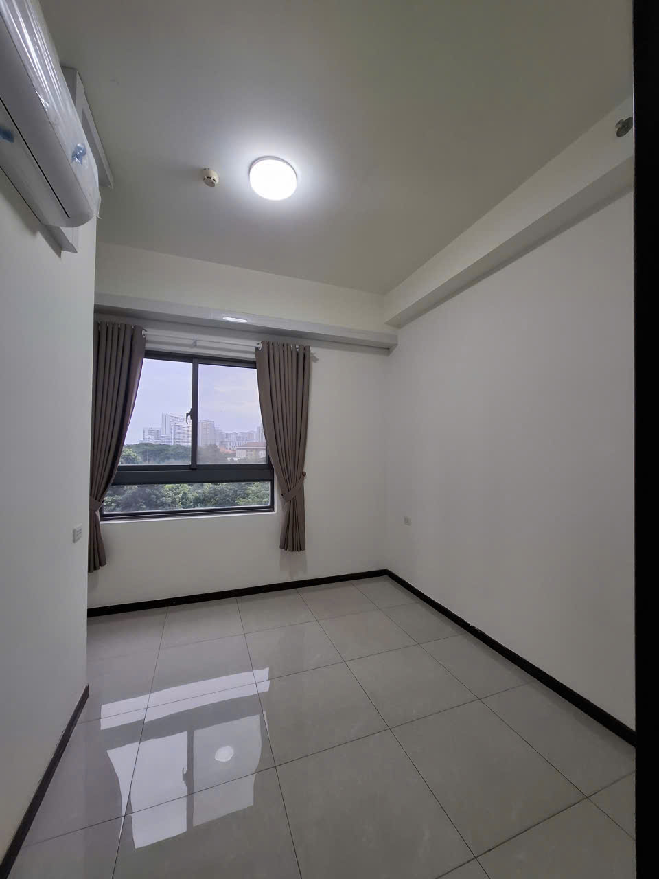 Ở liền - Giá 16tr - Cho thuê căn hộ Dockland Quận 7, 117m 3PN*2WC