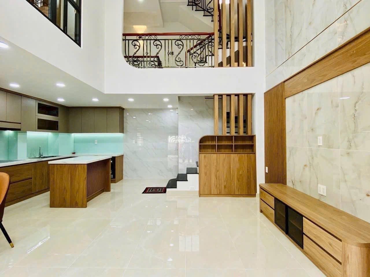 Gấp! Bán nhà Nơ Trang Long, Bình Thạnh 50m2 xây 2 lầu. Gần học viện Cán Bộ. Cho thuê 8tr