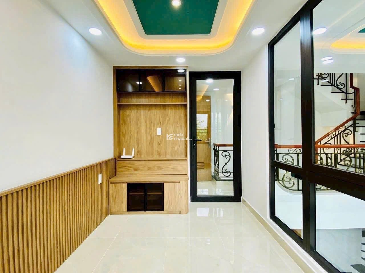 Gấp! Bán nhà Nơ Trang Long, Bình Thạnh 50m2 xây 2 lầu. Gần học viện Cán Bộ. Cho thuê 8tr