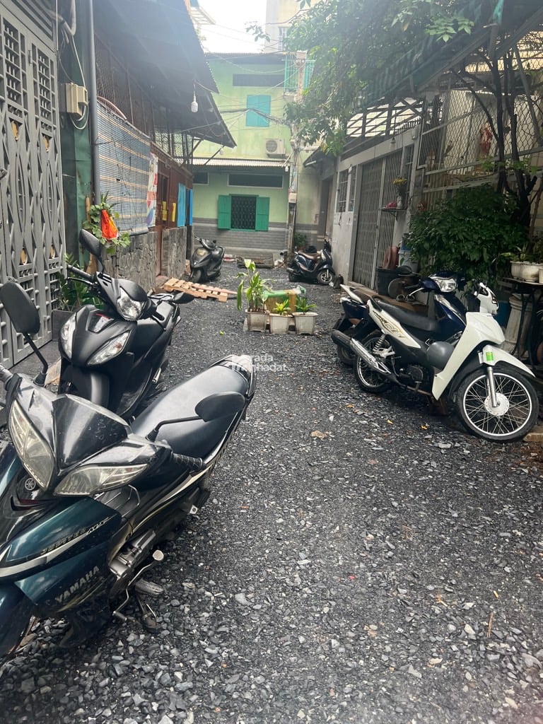 NHÀ HẺM XE HƠI - 44M2 - 3 TẦNG - 4PN - HẺM 6M GẦN CÔNG VIÊN HOÀNG VĂN THỤ - 6.9 TỶ TL 