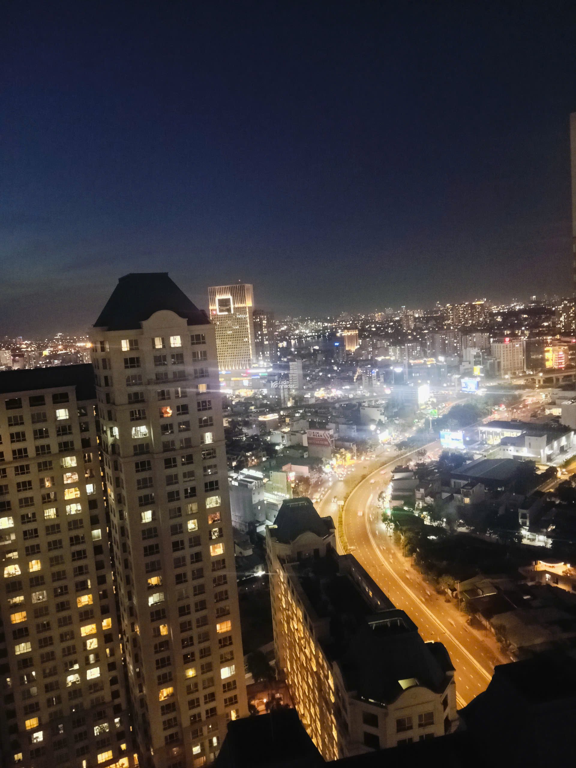 Căn hộ chung cư The Manor 2, DT 235 m2, giá 19 tỷ