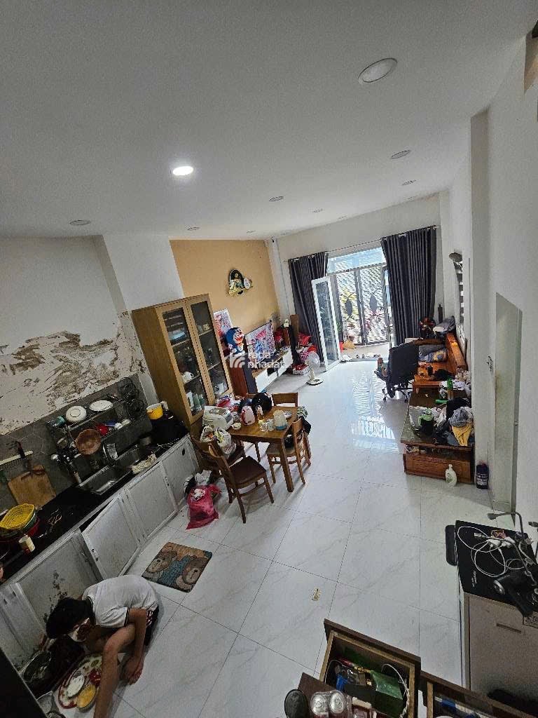 Bán nhà Quận 7 cạnh Lotte 50m2 thổ cư ngang 5m dài 10m nhà 2 tầng 2 phòng ngủ Ô tô đổ cửa chỉ 5 tỷ 