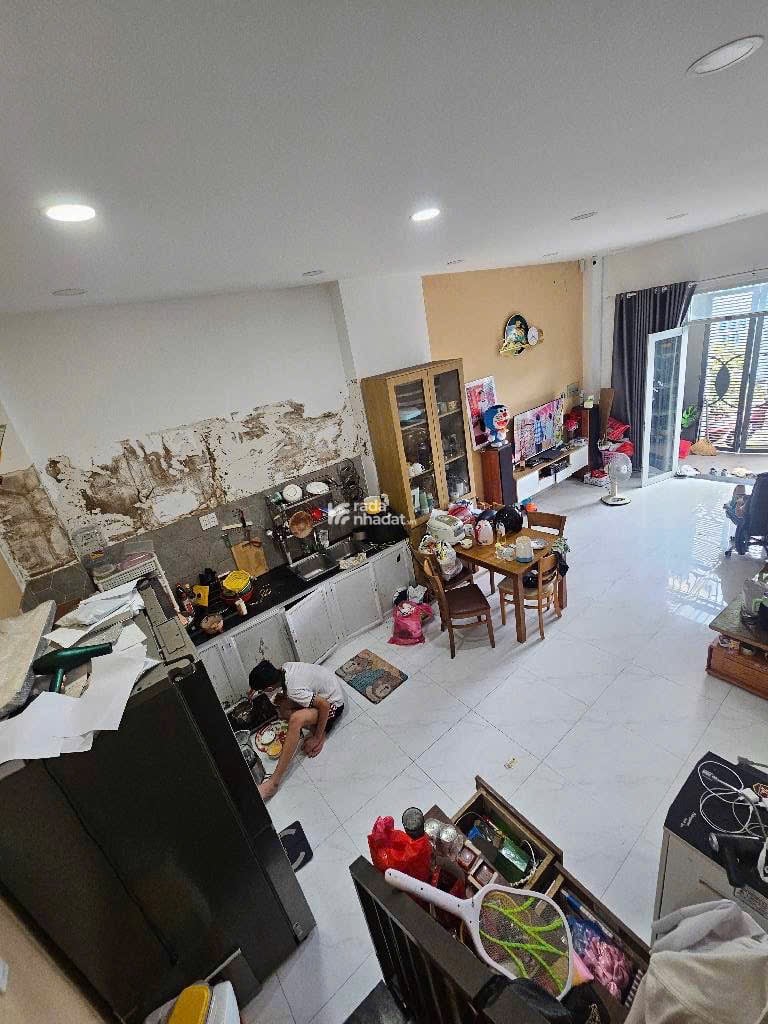 Bán nhà Quận 7 cạnh Lotte 50m2 thổ cư ngang 5m dài 10m nhà 2 tầng 2 phòng ngủ Ô tô đổ cửa chỉ 5 tỷ 