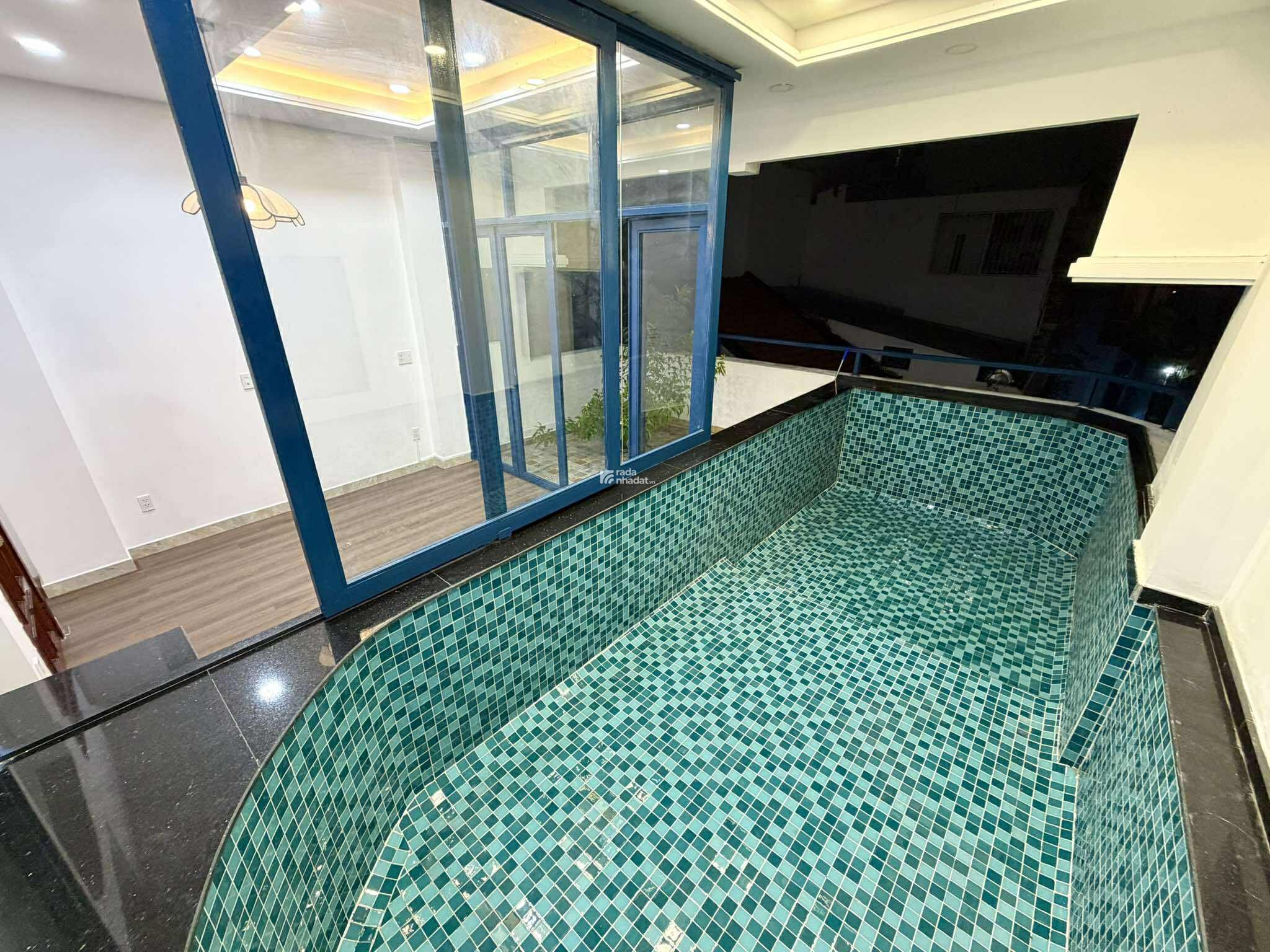 VILLA MẶT TIỀN PHÚ NHUẬN GIÁP NGUYỄN VĂN TRỖI - HẦM  4 TẦNG THANG MÁY - 18.3 TỶ