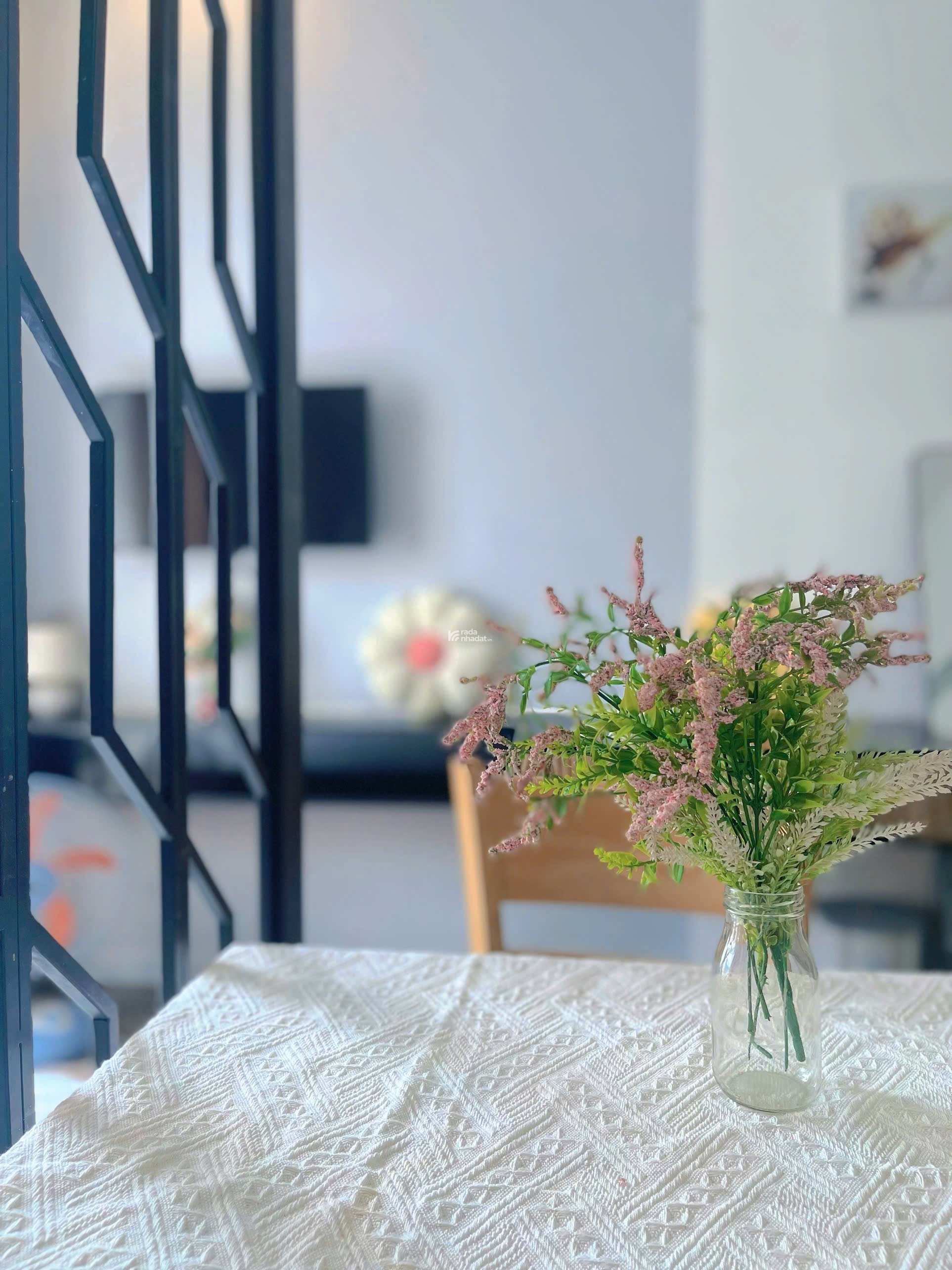 Cho thuê Căn hộ full nội thất gần công viên Lê Văn Tám, chợ Tân Định, chùa Ngọc Hoàng Quận 1