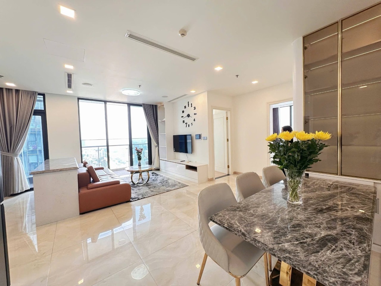 Chính Chủ Cần Cho Thuê Gấp Căn Hộ The Flemington, Quận 11, DT 117m2 (2PN, 2WC), Nội Thất Cao Cấp