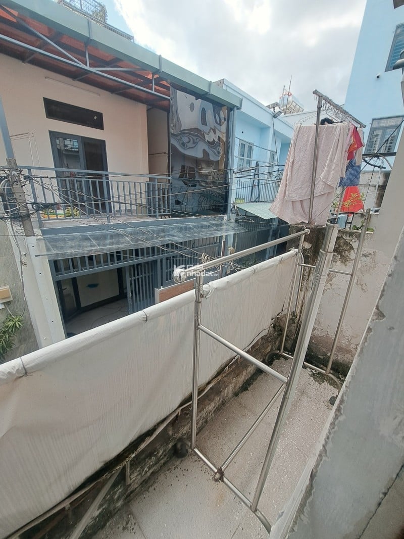 Bán nhà kế Aeon Tân Phú 20m2 2tỷ6. Không lộ giới, 2 tầng, nhà mới 100%