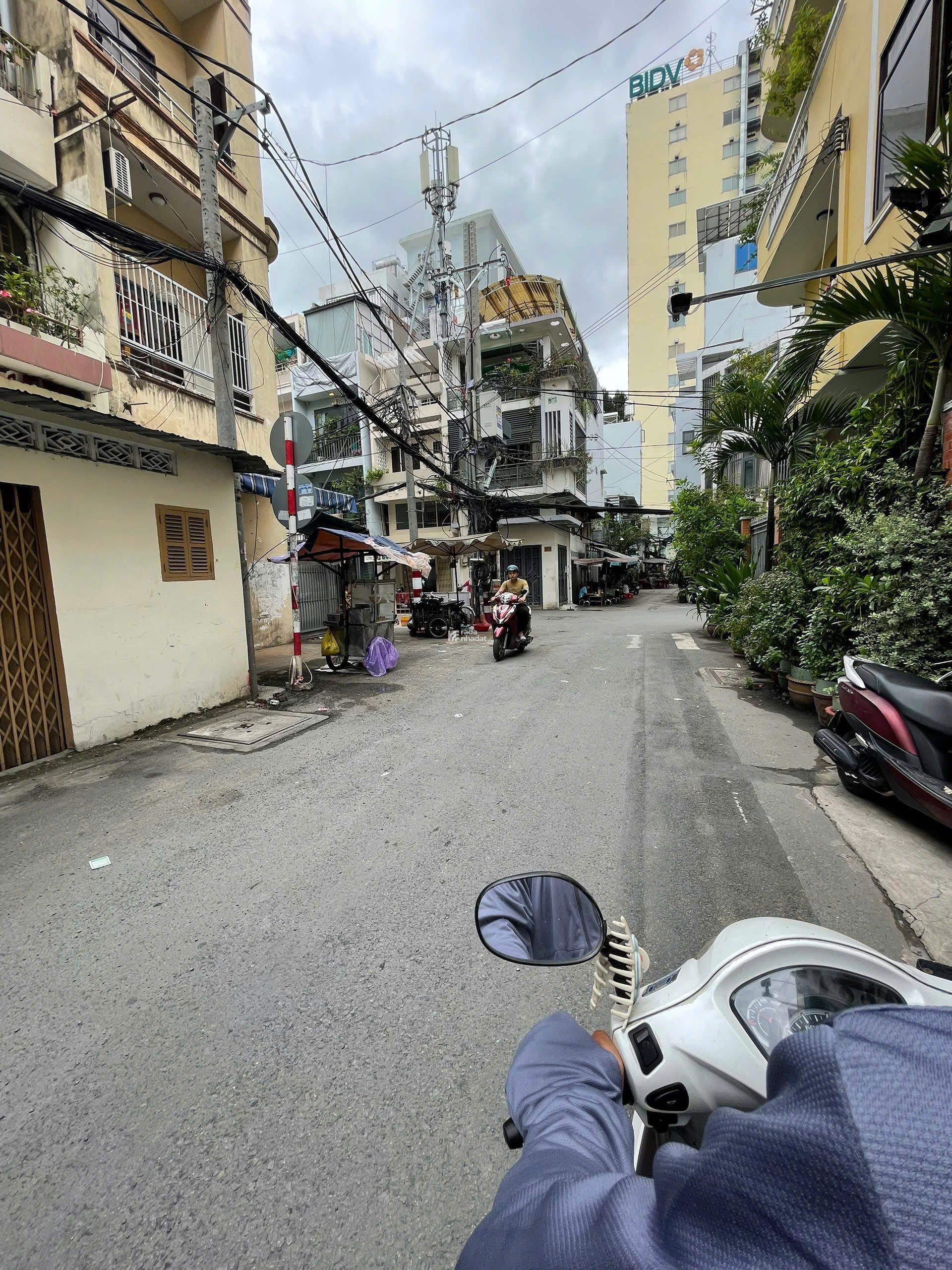 BÁN NHÀ HẺM KINH DOANH NGUYỄN ĐÌNH CHIỂU Q3 - CÓ SẴN HĐT - GIÁ TỐT 15 TỶ TL