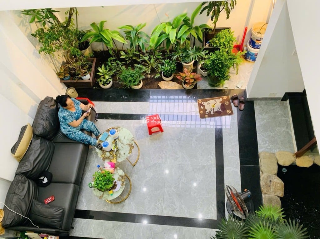 NHÀ MỚI ĐẸP Ở NGAY, HẺM NHỰA 5m THÔNG, 4 TẦNG GẦN BV THỦ ĐỨC, 8X10 CHỈ 8,2 TỶ.