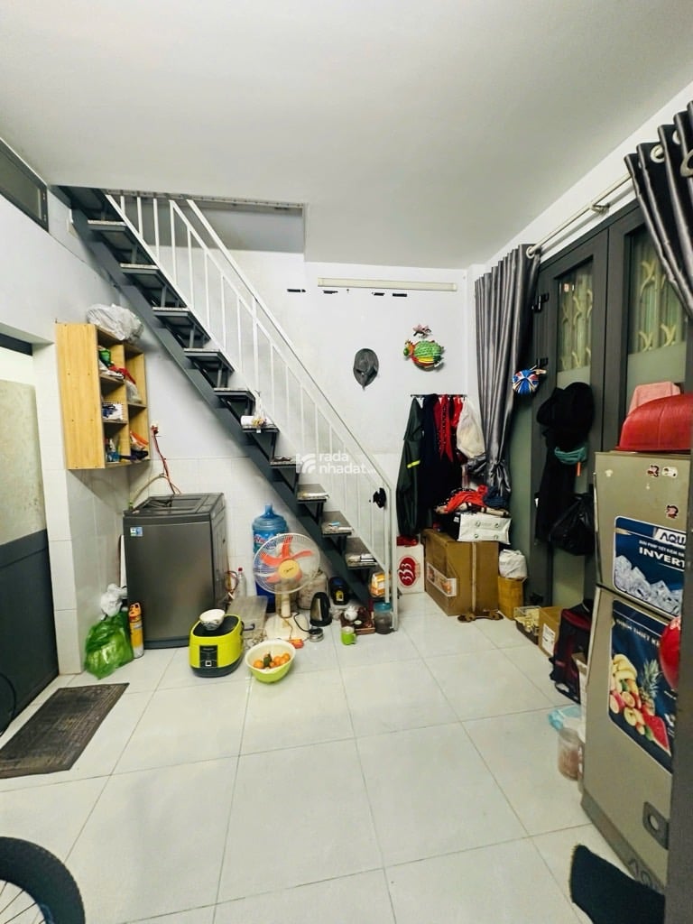 KHU BÀU CÁT, HẺM XE HƠI HUỲNH VĂN CHÍNH, TÂN PHÚ, 2 TẦNG Ở NGAY. GIẢM 550TR CHỈ 2.3T